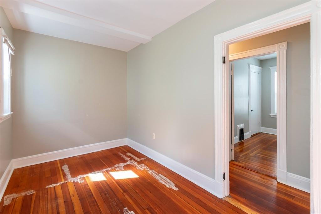 22 Barry Street, Unit 1 Boston, MA 02125 - Photo 17 of 31