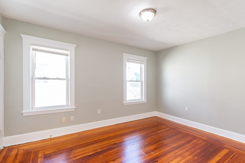 22 Barry Street, Unit 1 Boston, MA 02125 - Photo 20 of 31