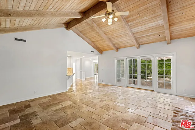 $6,500 | 18339 Linnet Street, Tarzana, CA 91356