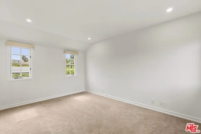 $6,500 | 18339 Linnet Street, Tarzana, CA 91356