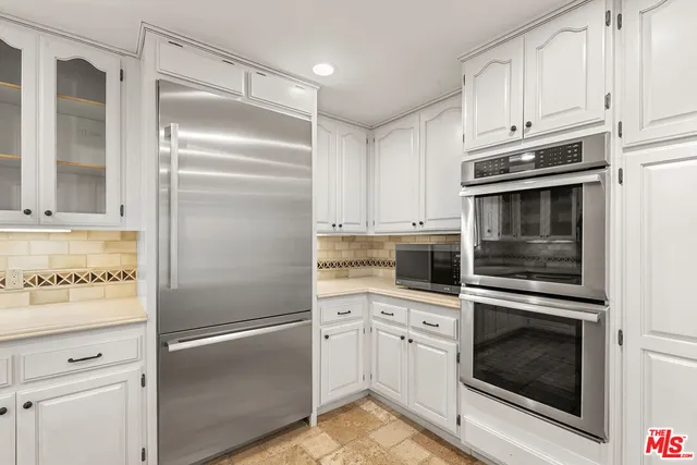 $6,500 | 18339 Linnet Street, Tarzana, CA 91356