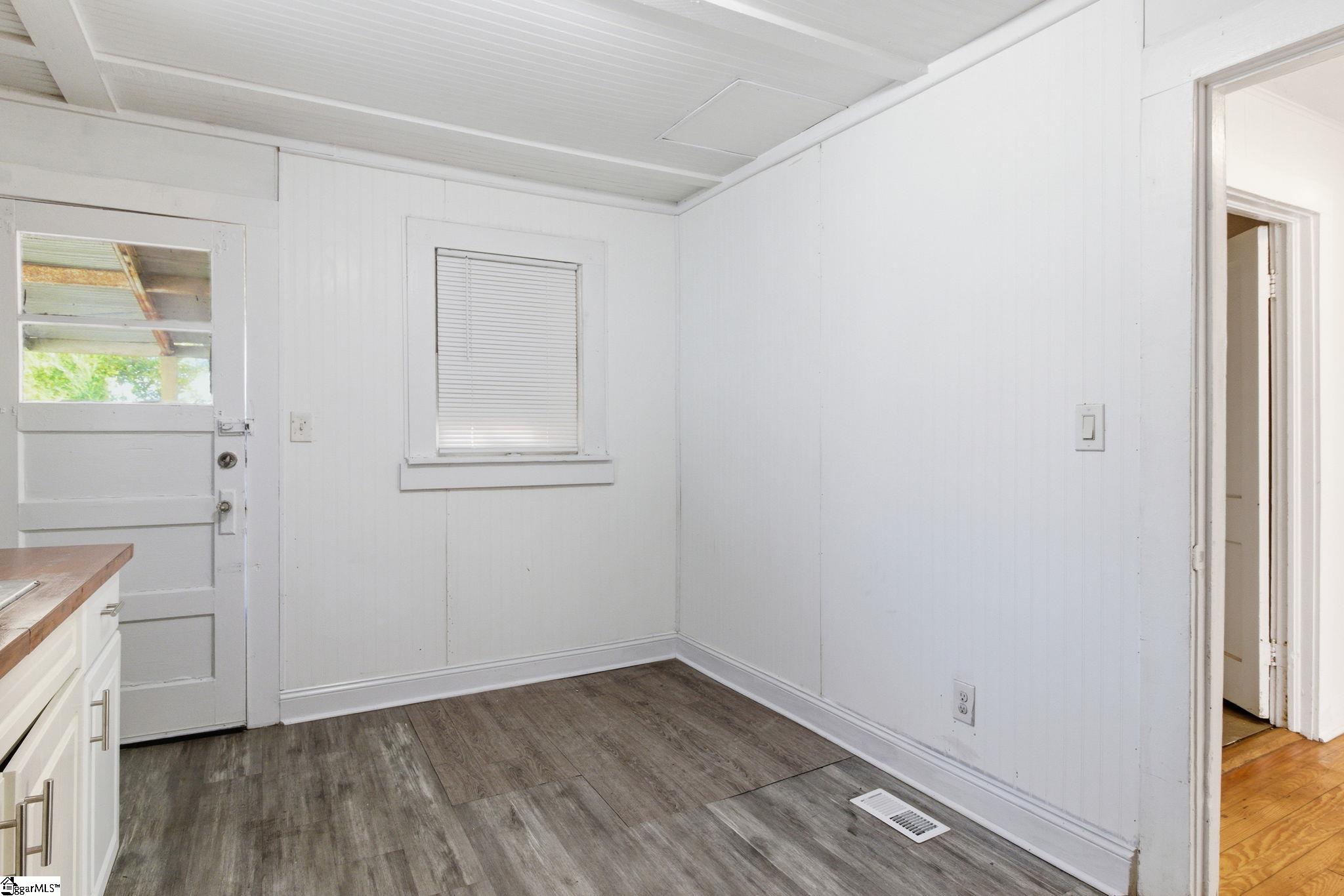 102 State Rd S-30-215 Laurens, SC 29360 - Photo 16 of 20