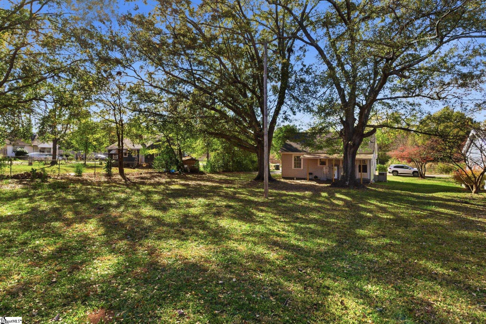 102 State Rd S-30-215 Laurens, SC 29360 - Photo 6 of 20