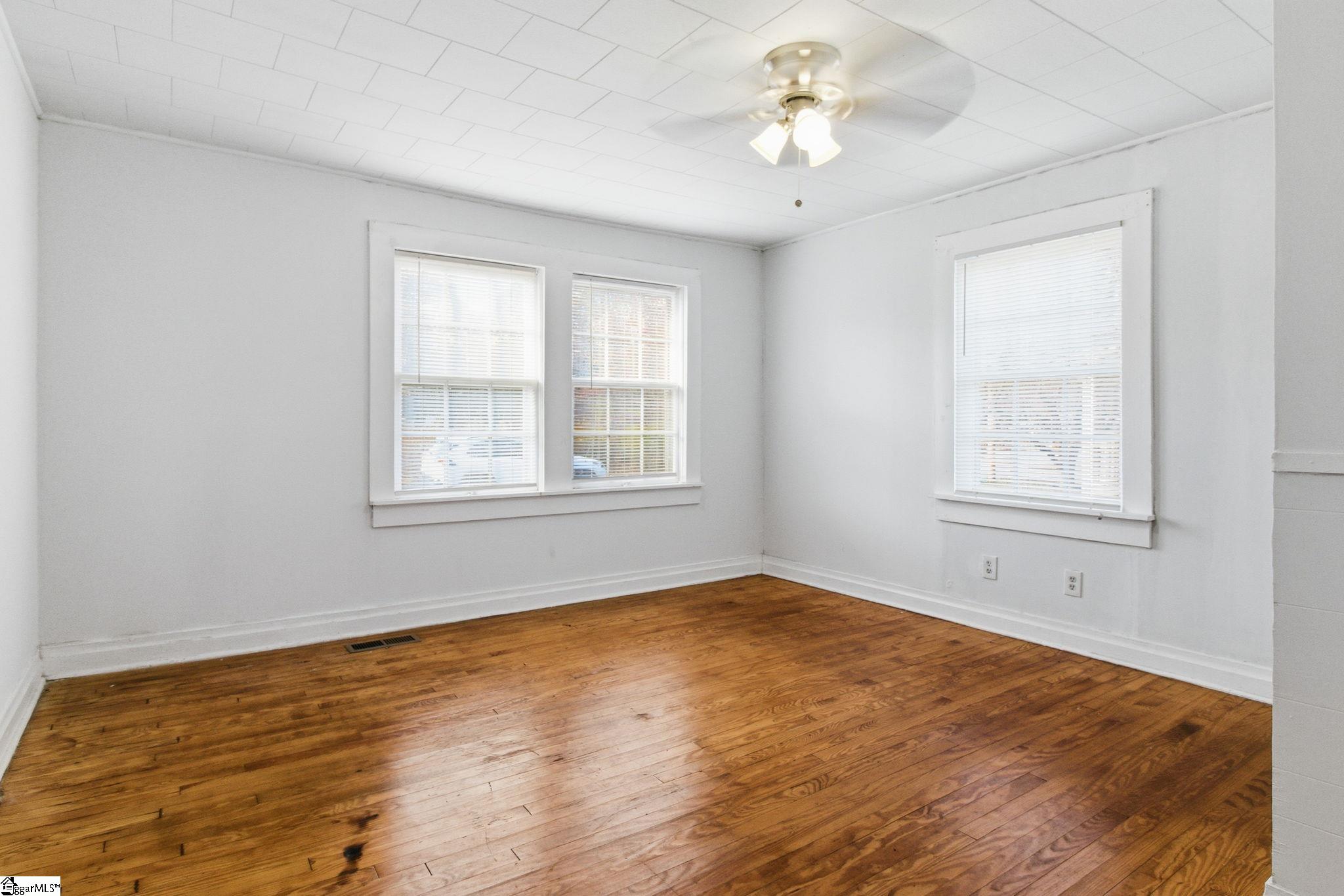 102 State Rd S-30-215 Laurens, SC 29360 - Photo 10 of 20