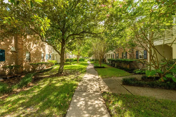 $180,000 | 869 Wax Myrtle Lane, Unit A, Houston, TX 77079