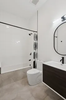 $799,999 | 504 North Leavitt Street, Unit 406, Chicago, IL 60612