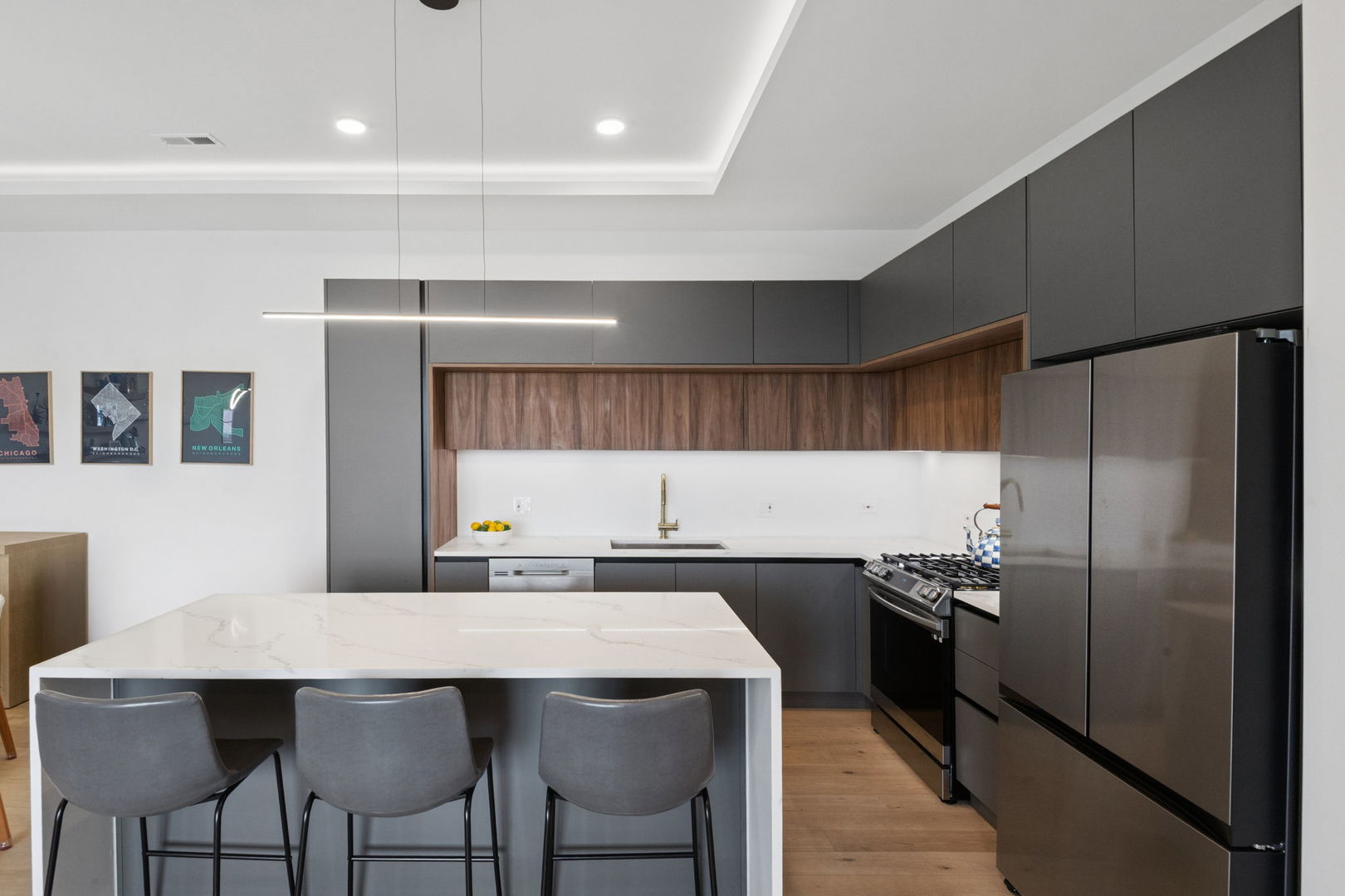 504 North Leavitt Street, Unit 406 Chicago, IL 60612 - Photo 7 of 21