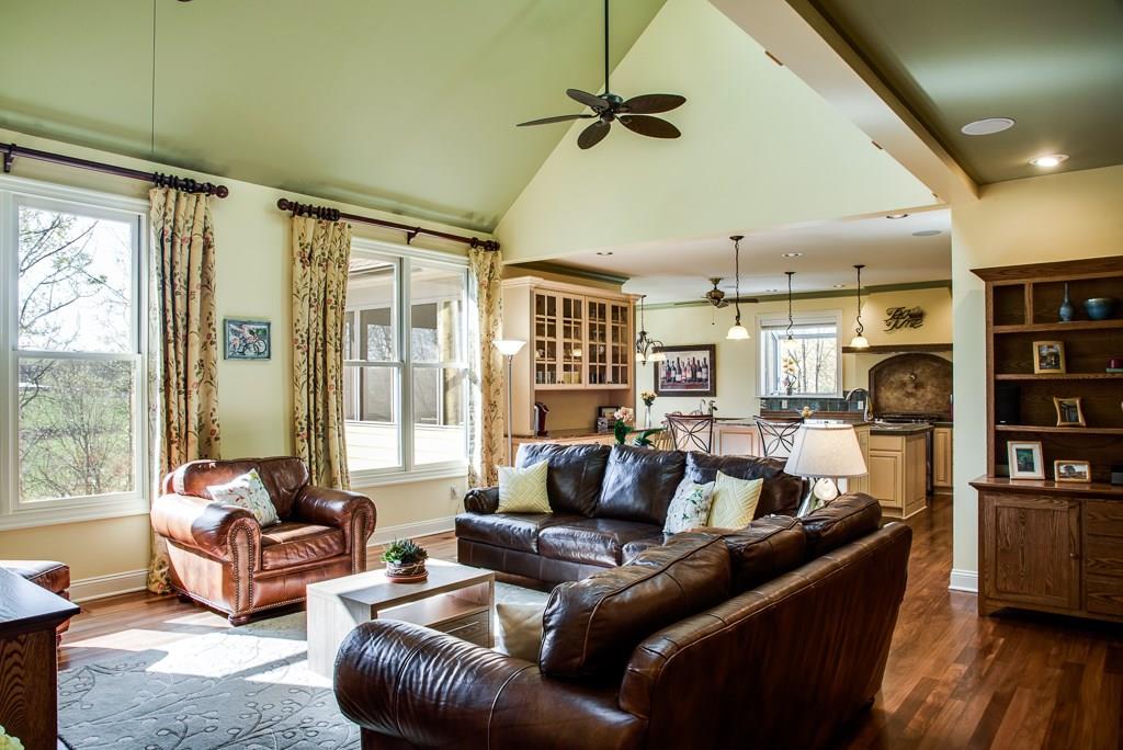 6478 Willowbottom Road Hickory, NC 28602 - Photo 4 of 36 Gallery Image 4