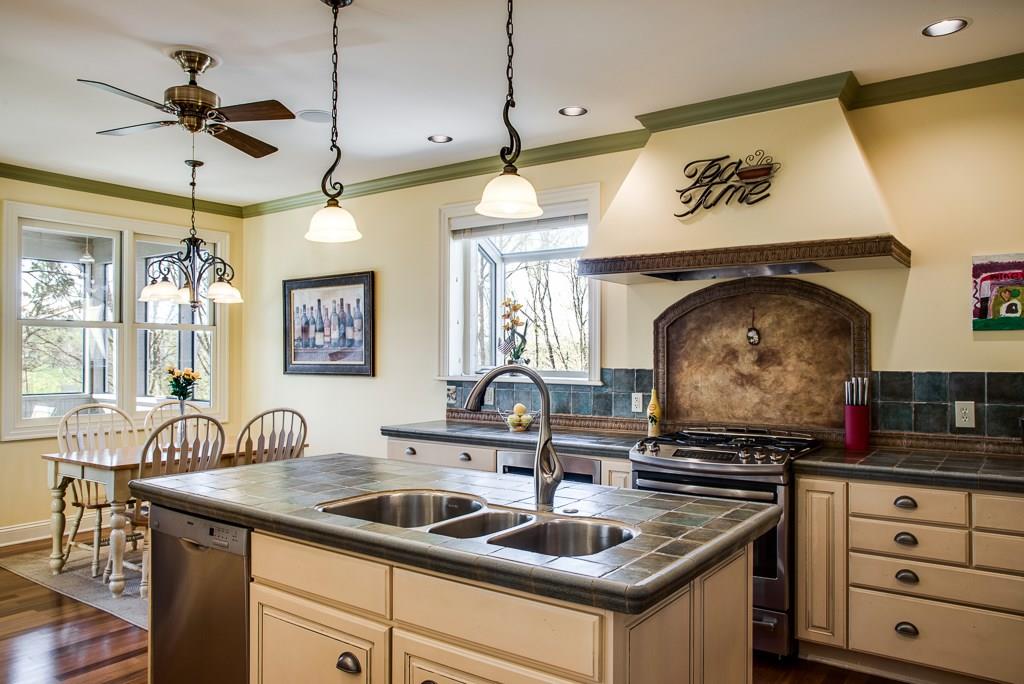 6478 Willowbottom Road Hickory, NC 28602 - Photo 8 of 36 Gallery Image 8