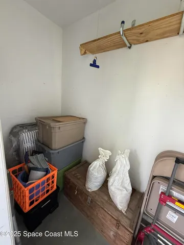 a view of a dry yard with wooden floor