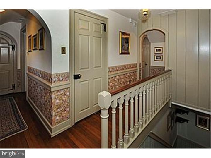 831 Runningbrook Road Jenkintown, PA 19046 - Photo 13 of 25 Hallway