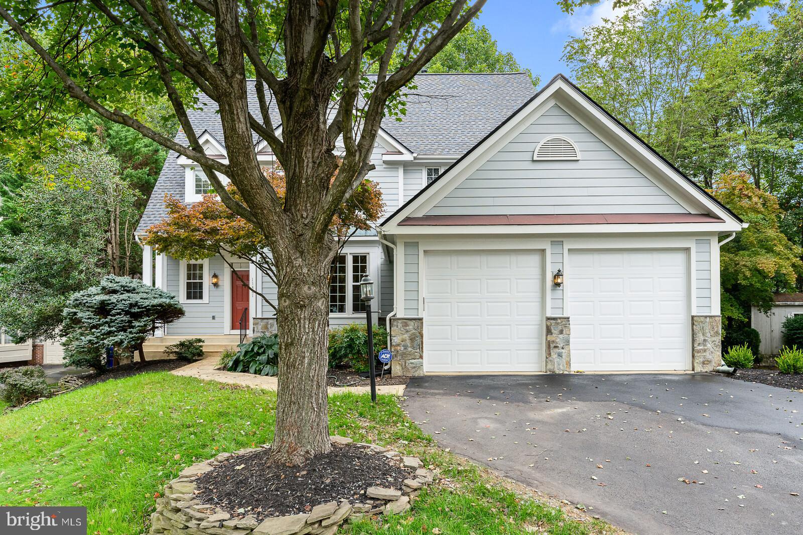 11401 Northwind Court Reston, VA 20194 - Photo 3 of 41