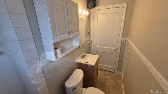 1419 Fox Street, Unit UPPR Ferndale, MI 48220 - Photo 12 of 12 13.jpg