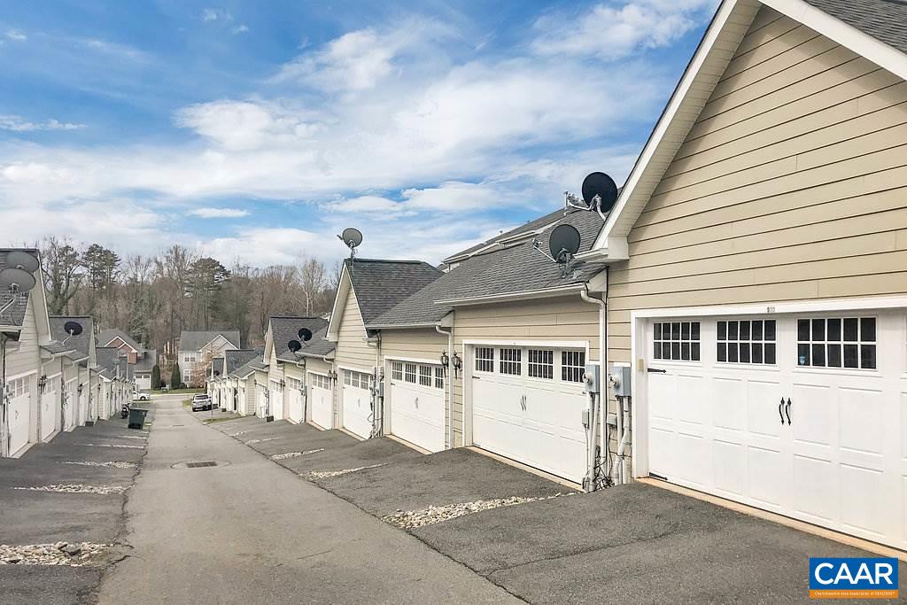 908 Rainier Road Charlottesville, VA 22903 - Photo 19 of 20 Gallery Image 19
