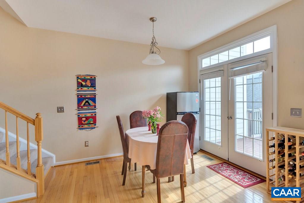 908 Rainier Road Charlottesville, VA 22903 - Photo 3 of 20 Gallery Image 3