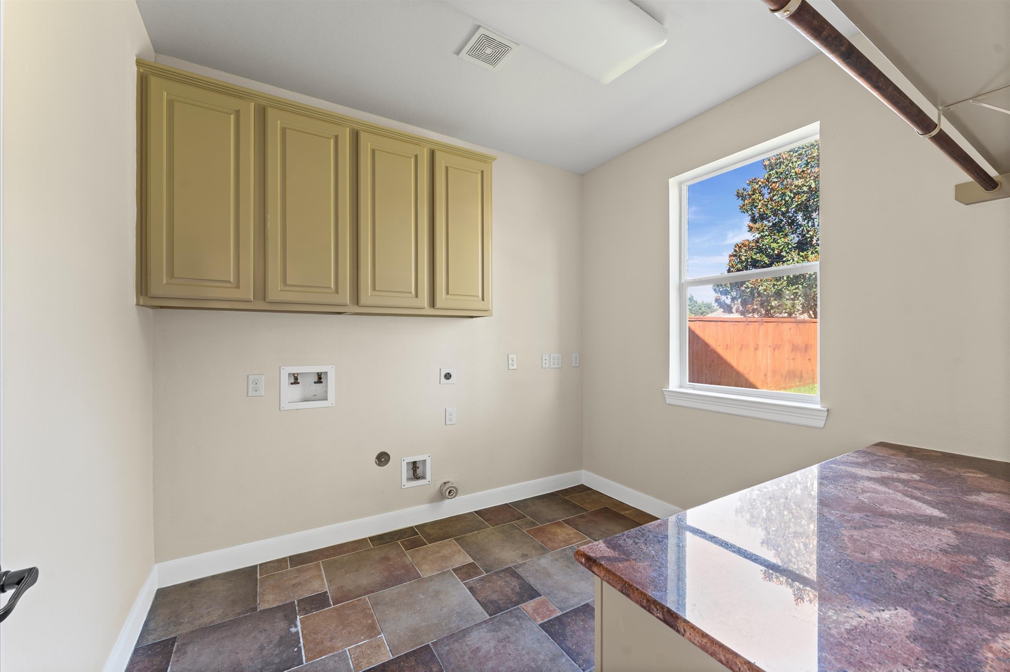 7 North Beech Springs Circle Spring, TX 77389 - Photo 20 of 50