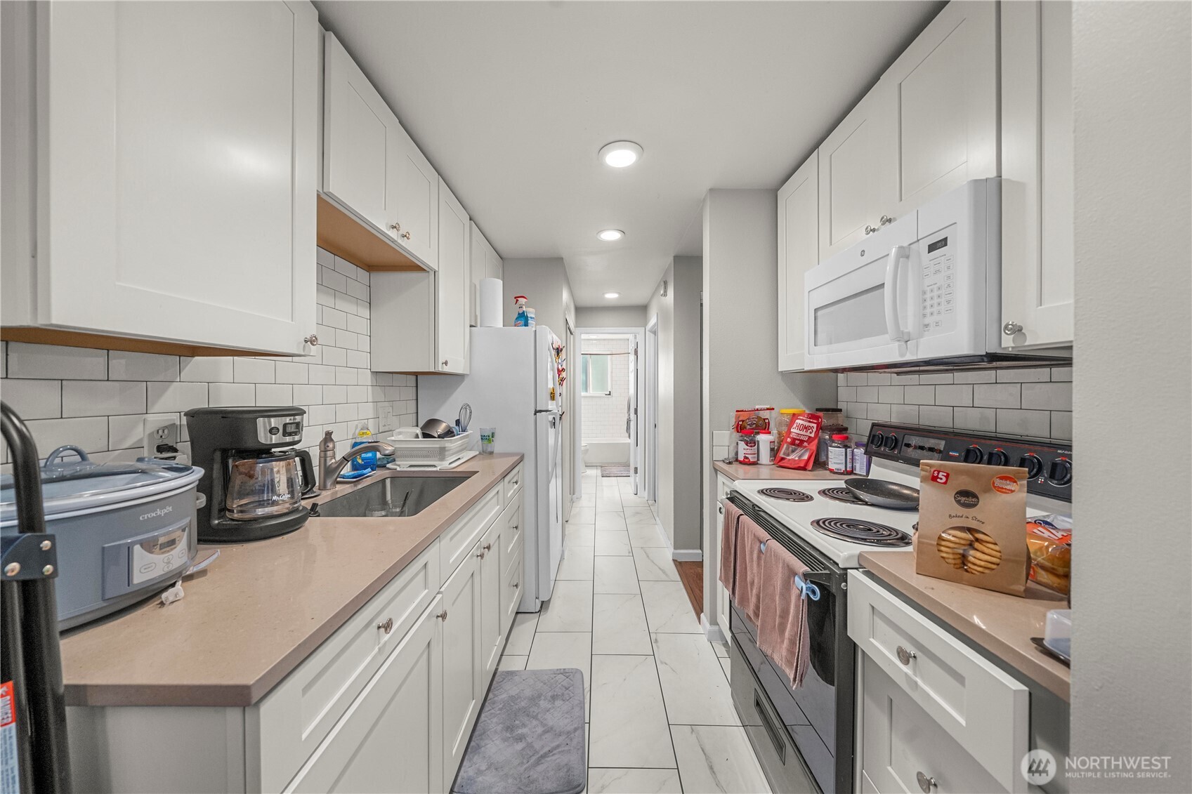809 North 6th Street Renton, WA 98057 - Photo 24 of 40