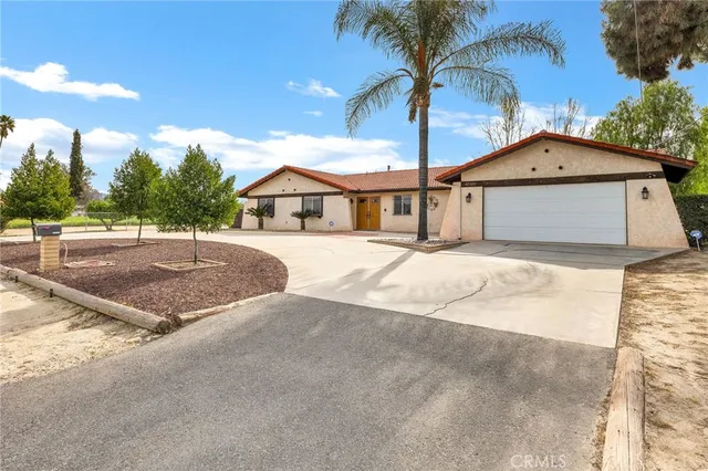 $625,900 | 42325 Whittier Avenue, Hemet, CA 92544