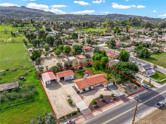 $625,900 | 42325 Whittier Avenue, Hemet, CA 92544