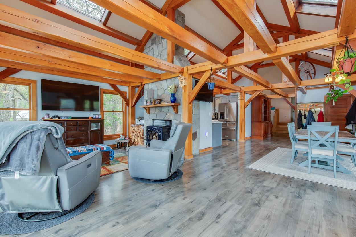 21 Hinds Lane Pelham, NH 03076 - Photo 27 of 46