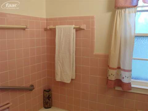 1093 East Hill Road Flint, MI 48507 - Photo 15 of 19 20385902-14.JPG