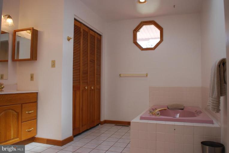 8415 Garland Road Pasadena, MD 21122 - Photo 20 of 30 Master Bath #2