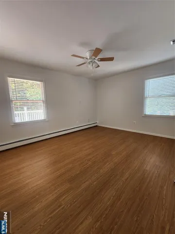 $3,400 | 52 North 14th Street, Unit 2, Hawthorne, NJ 07506