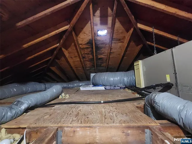 $3,400 | 52 North 14th Street, Unit 2, Hawthorne, NJ 07506