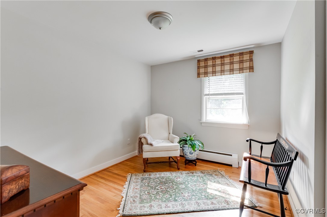 208 Tamarack Road Henrico, VA 23229 - Photo 29 of 35 a living room with furniture and a window