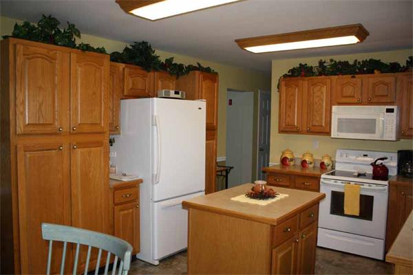 22 Northfield Road Erving, MA 01344 - Photo 9 of 23 Gallery Image 9