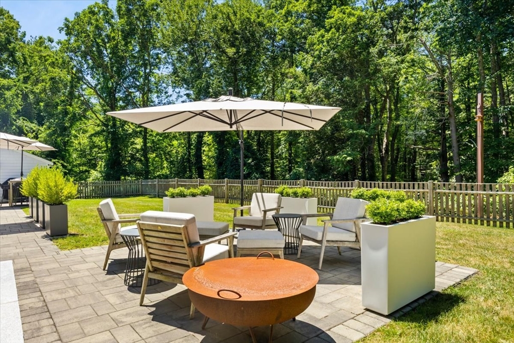 822 First Parish Road Scituate, MA 02066 - Photo 6 of 32