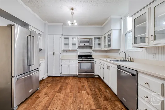 $3,850 | 514 Maupas Avenue, Savannah, GA 31401