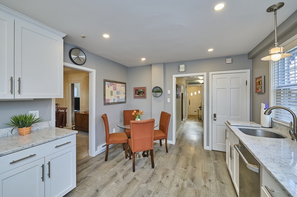 291 Russett Road Brookline, MA 02467 - Photo 10 of 15