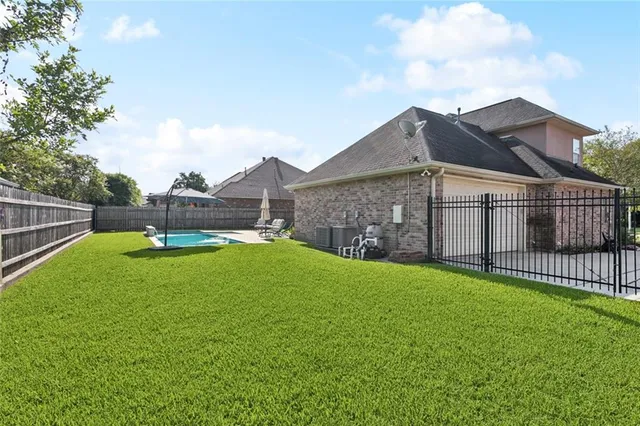 $521,900 | 3319 Turnberry Lane, Harvey, LA 70058