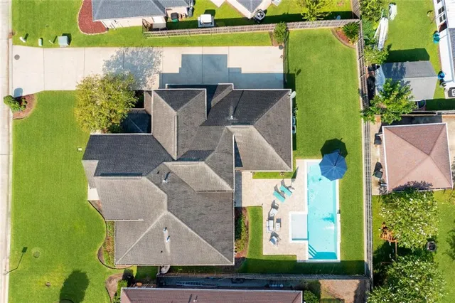 $521,900 | 3319 Turnberry Lane, Harvey, LA 70058