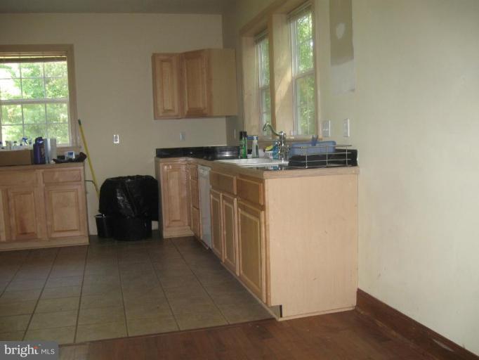 11796 River Road Ridgely, MD 21660 - Photo 5 of 29 Open Kitchen