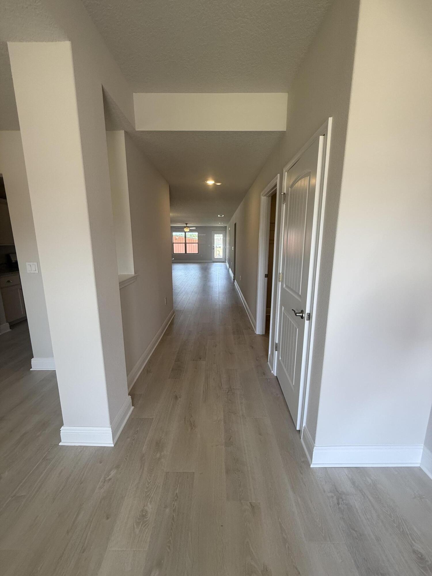 174 Ridgeway Circle Crestview, FL 32536 - Photo 7 of 27 IMG_4647