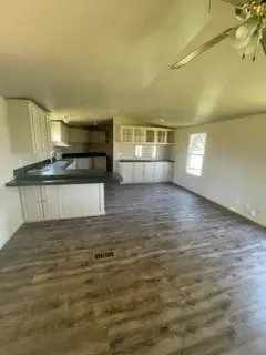 $895 | 8210 Southwest County Road 4221, Purdon, TX 76679