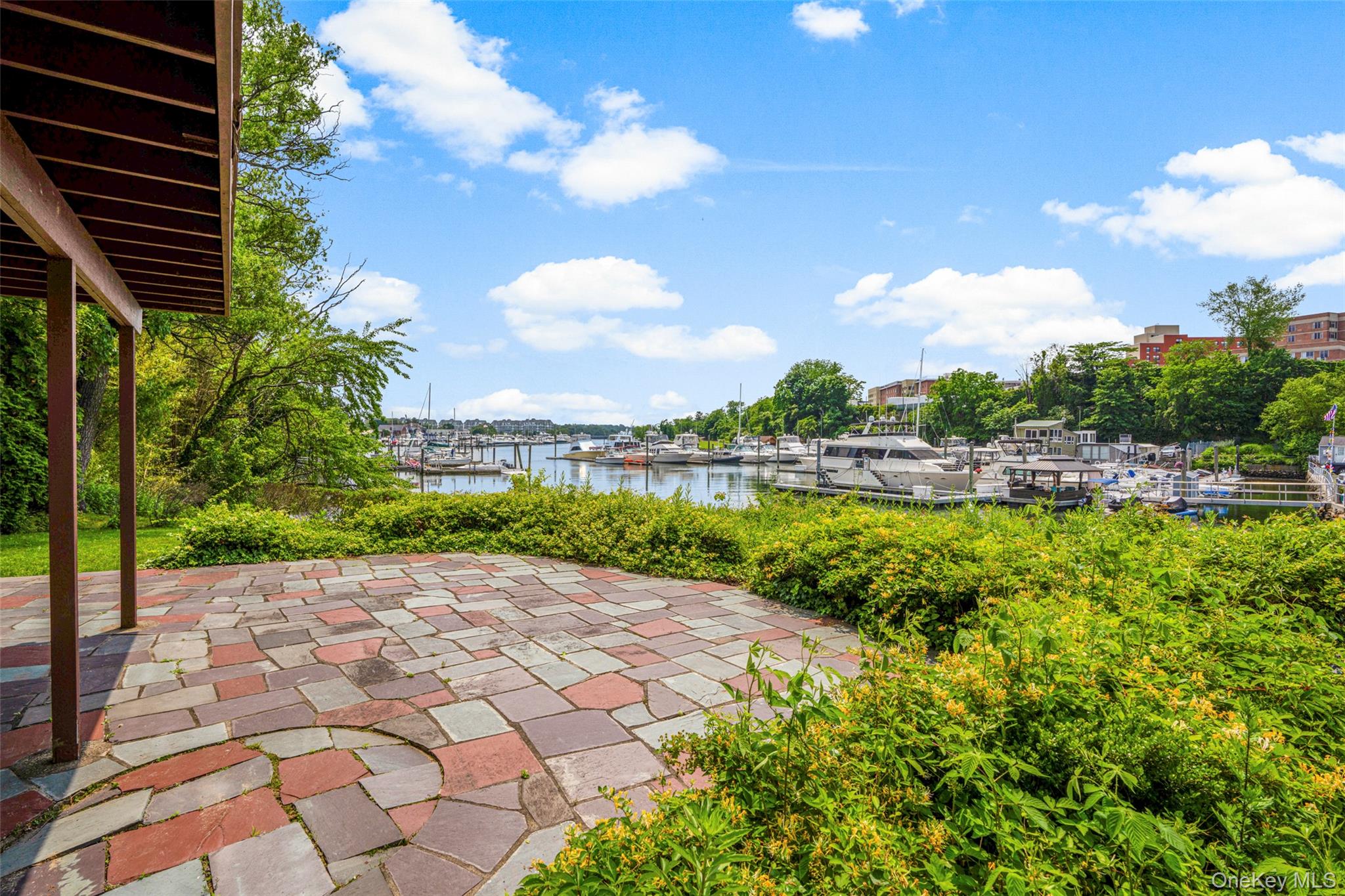 31 Clover Place New Rochelle, NY 10805 - Photo 39 of 44 a view of a yard