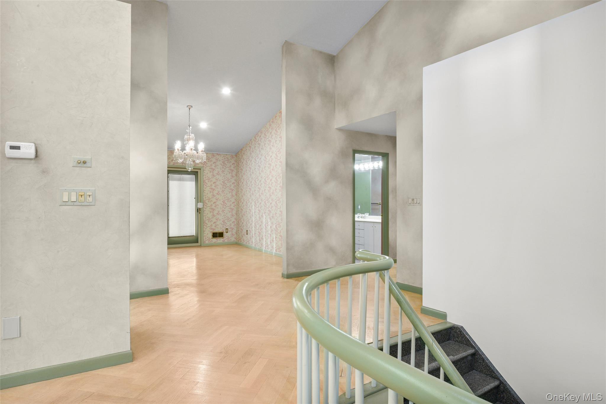 31 Clover Place New Rochelle, NY 10805 - Photo 9 of 44 a view of an entryway