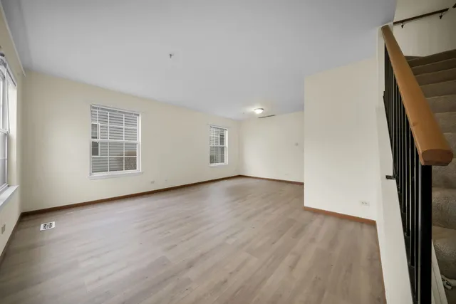 $299,500 | 1429 Orleans Drive, Unit 1429, Mundelein, IL 60060