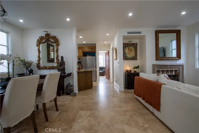 $2,595,000 | 407 1/2 Goldenrod Avenue, Corona del Mar, CA 92625