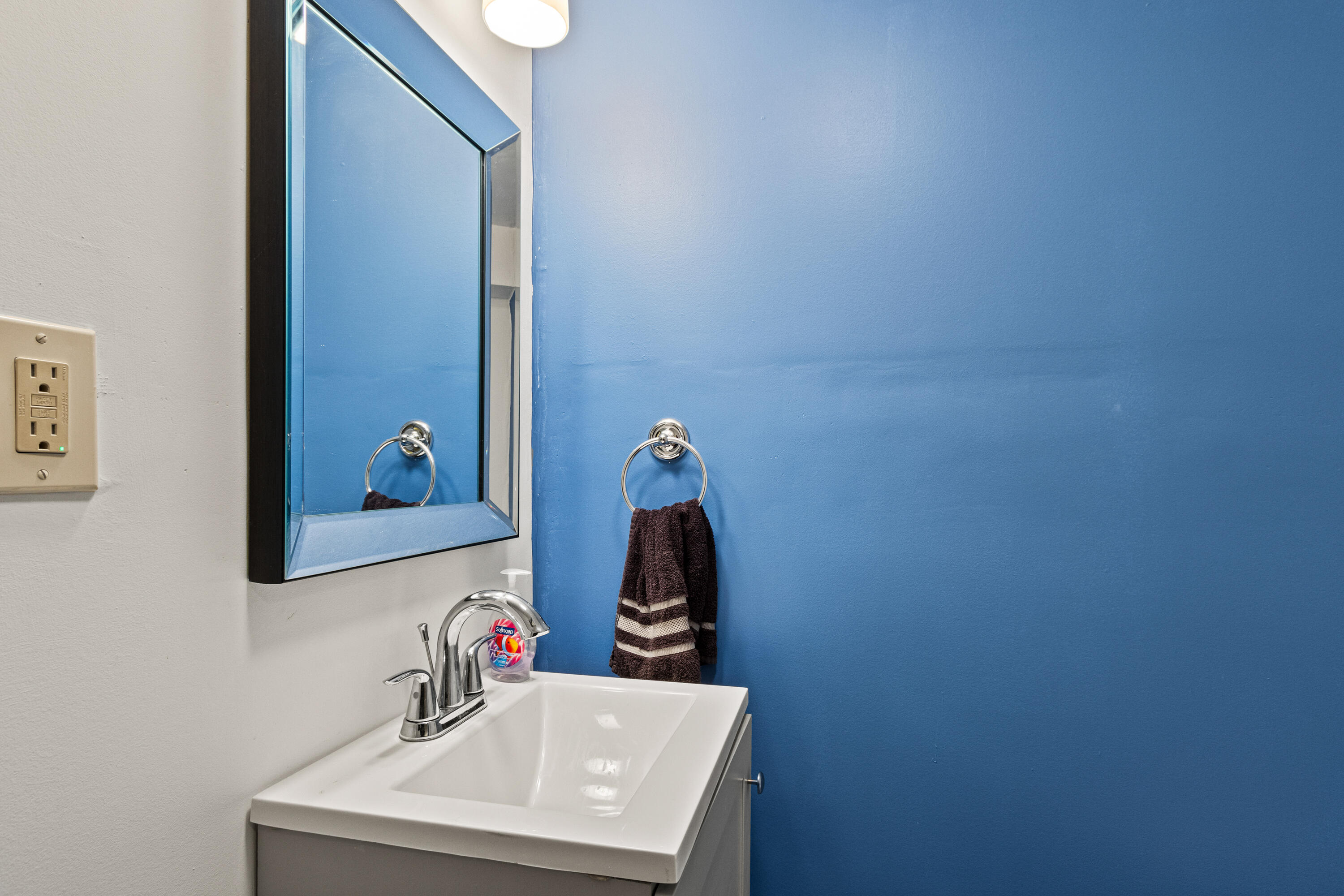 15 Bellaire Road South Portland, ME 04106 - Photo 45 of 58 Bathroom #2 (2)