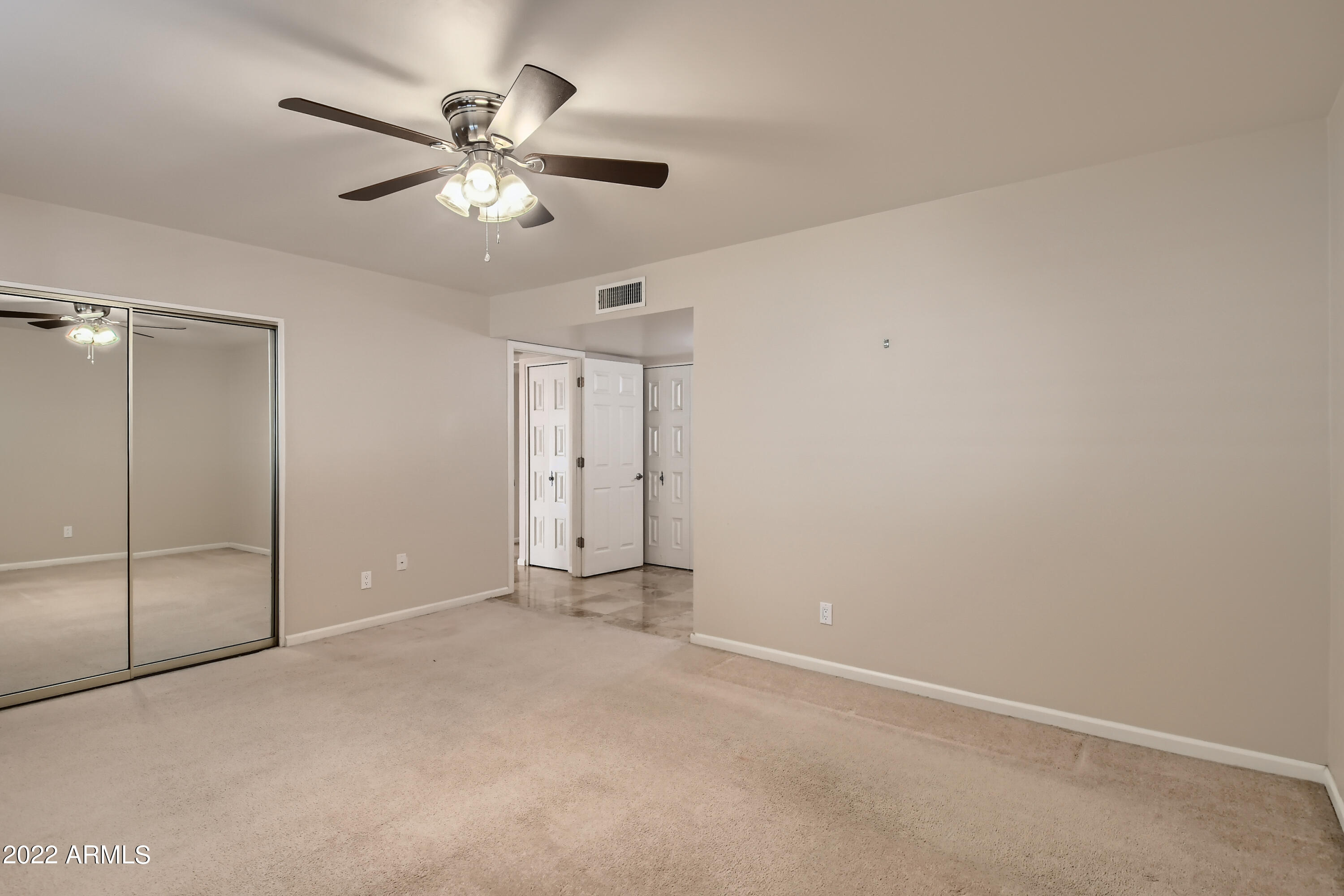 4401 South Newberry Road Tempe, AZ 85282 - Photo 20 of 33 19-343672050-23 Primary Bedroom