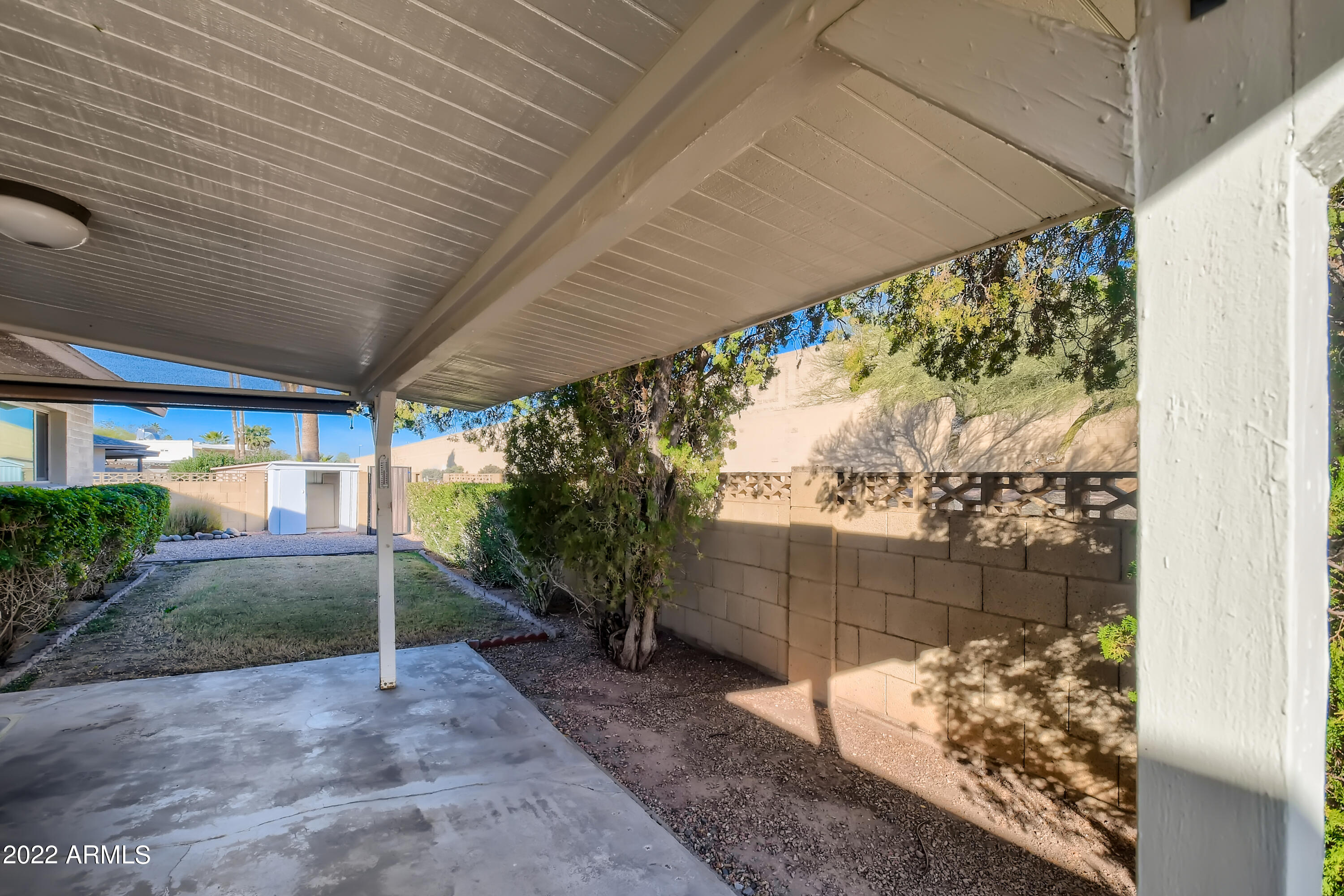 4401 South Newberry Road Tempe, AZ 85282 - Photo 27 of 33 26-945057648-32 Patio