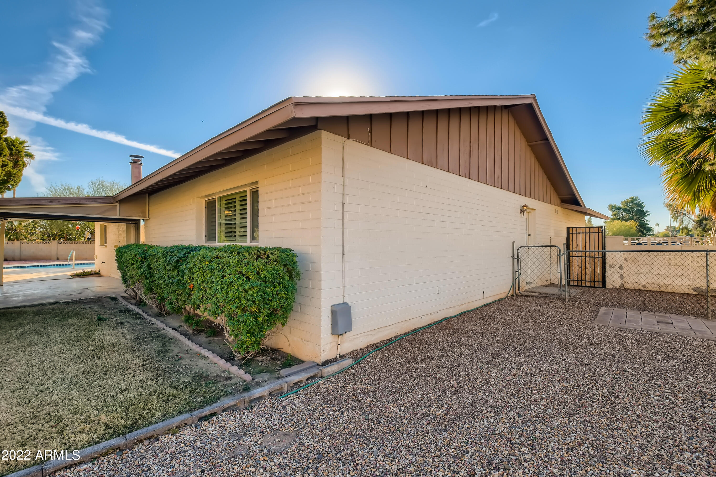 4401 South Newberry Road Tempe, AZ 85282 - Photo 31 of 33 30-117842857-37 Exterior Side