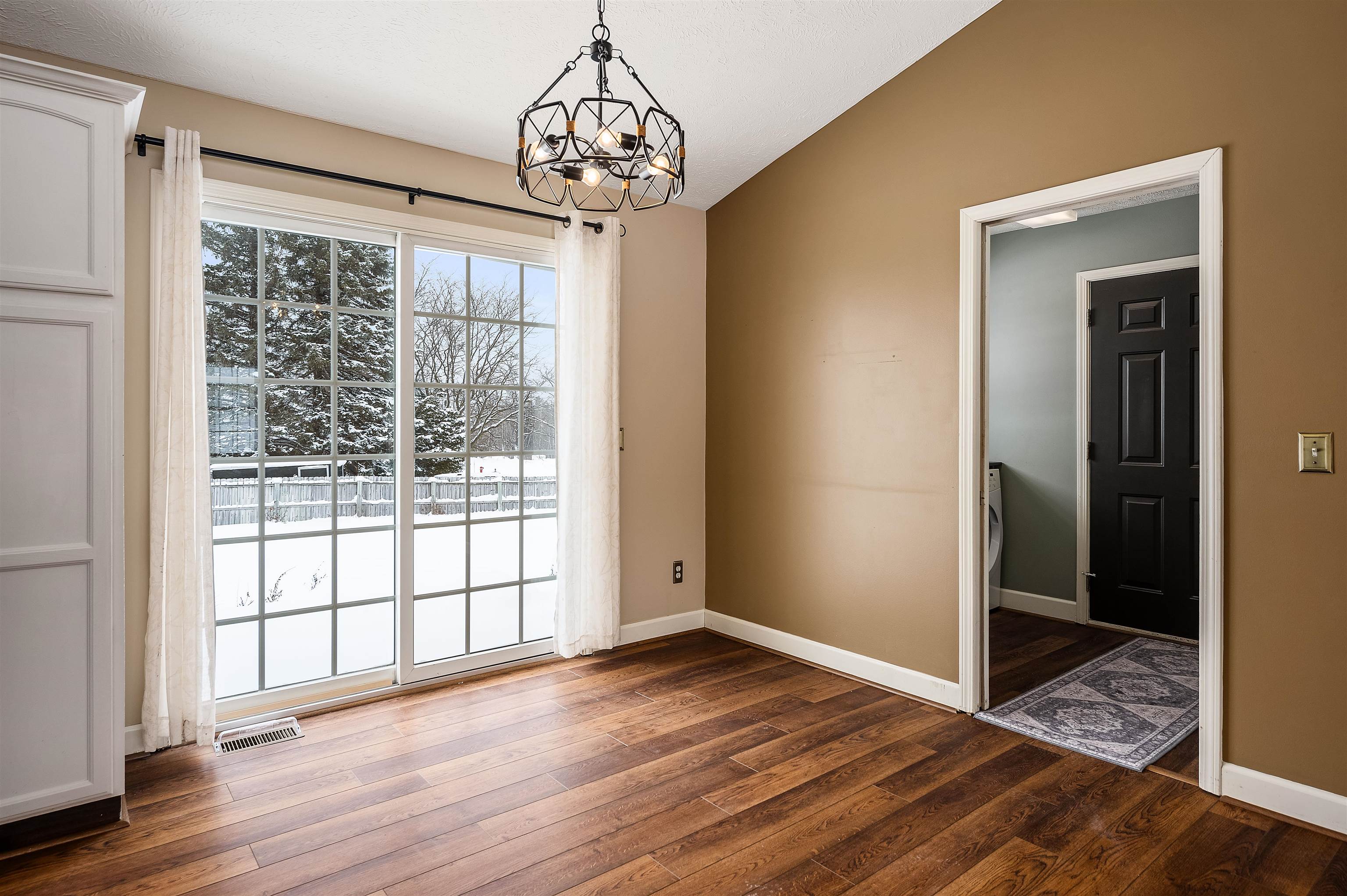 981 Napolean Way Traverse City, MI 49696 - Photo 14 of 34 1930942-f4ecbfc7-8b36-4f9c-9f26-026ff195e662.JPG