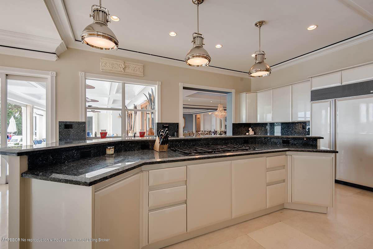 1495 Lands End Road Manalapan, FL 33462 - Photo 13 of 41 16 Kitchen