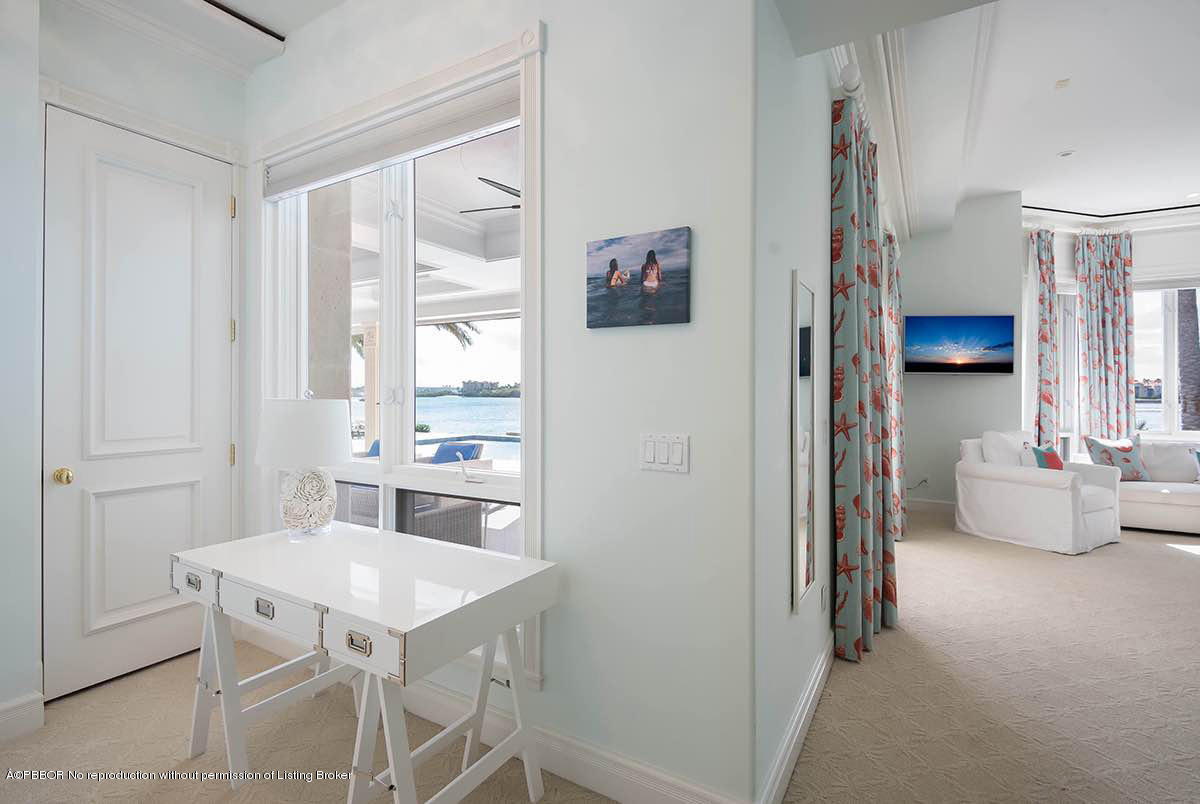 1495 Lands End Road Manalapan, FL 33462 - Photo 29 of 41 27 Office