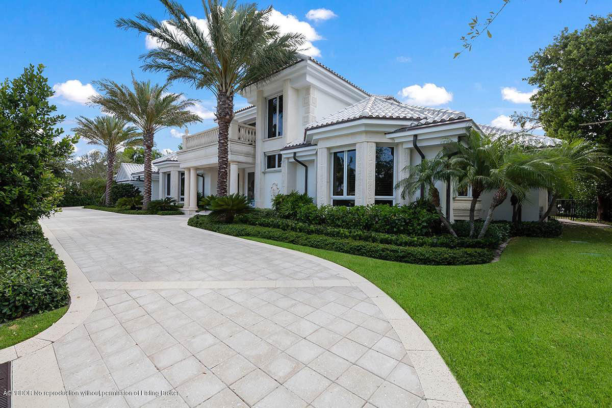 1495 Lands End Road Manalapan, FL 33462 - Photo 4 of 41 03 Exterior Front